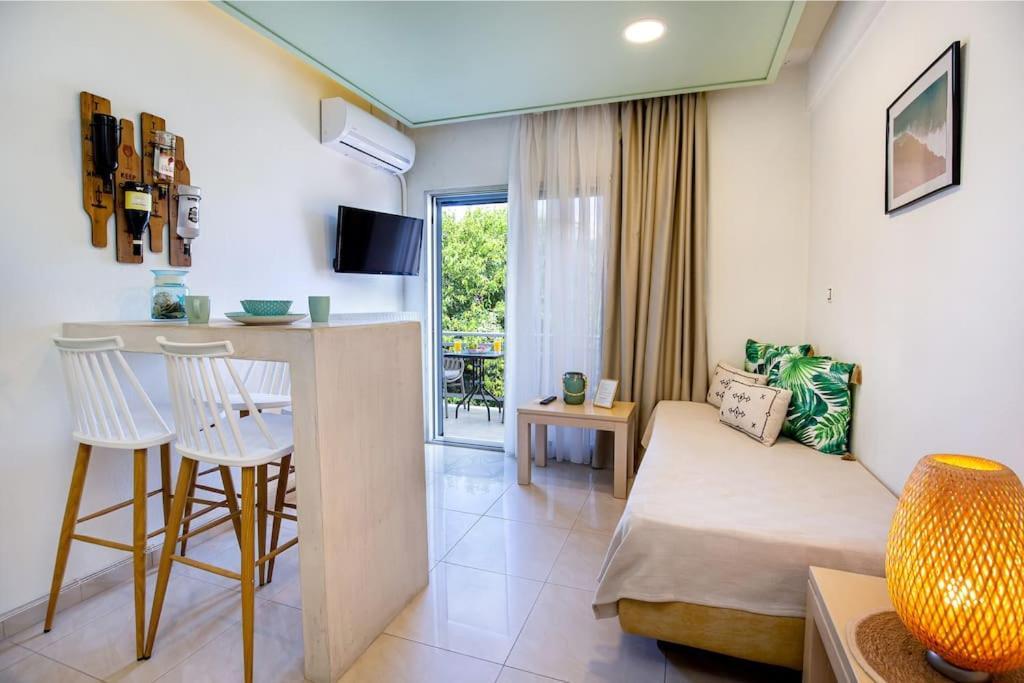 Central Thassos Apartment 3 エクステリア 写真